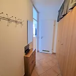 شقة E06-001 *