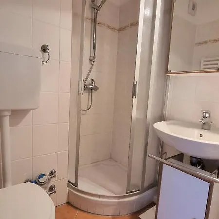 アパート E06-001 ハイリゲンハーフェン